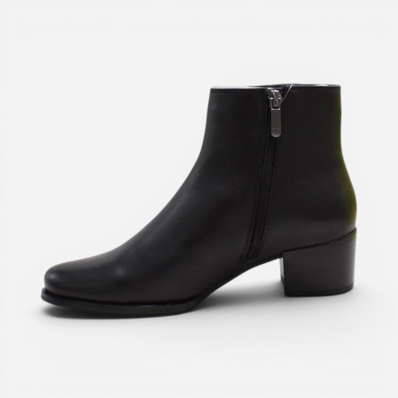 Jolene 26 Black
