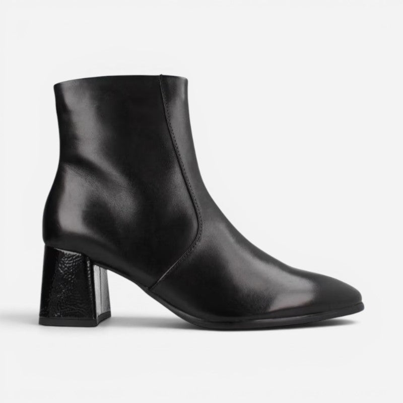 Millie 01 Black