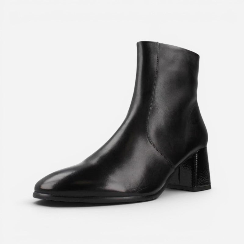 Millie 01 Black